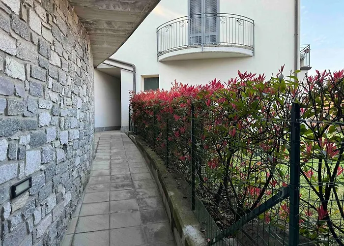 Ama Homes - Garden Lakeview Μπελάτζιο