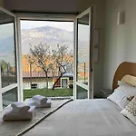 Ama Homes - Garden Lakeview Apartament *