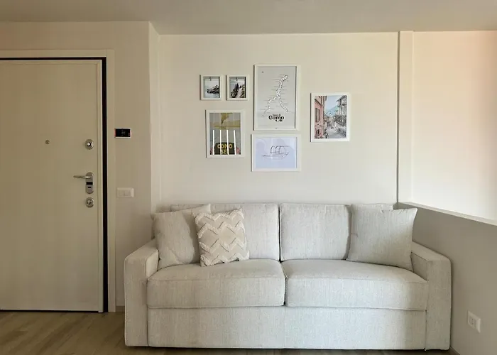 Ama Homes - Garden Lakeview *